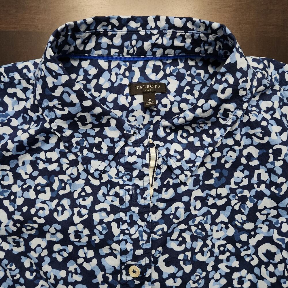 Talbots Blue Leopard Print Button Up Size 1x - image 2